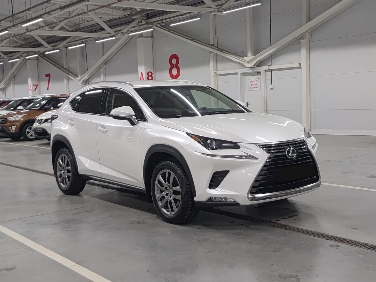 Lexus NX 300 I Рестайлинг, 2018 Фото №3