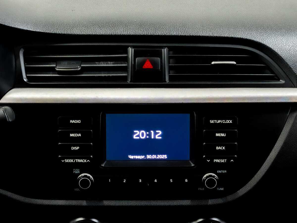 Kia Rio X-Line, 2020 Фото №15