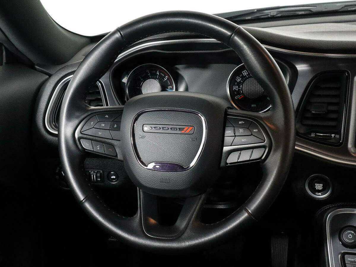 Dodge Challenger, 2019 Фото №12