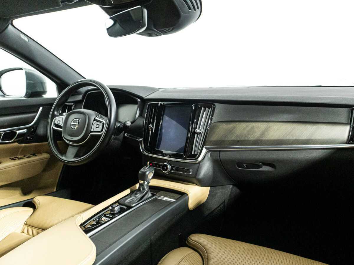 Volvo V90 Cross Country, 2019 Фото №9