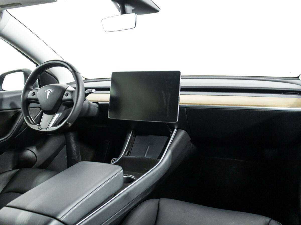 Tesla Model Y Long Range, 2020 Фото №8