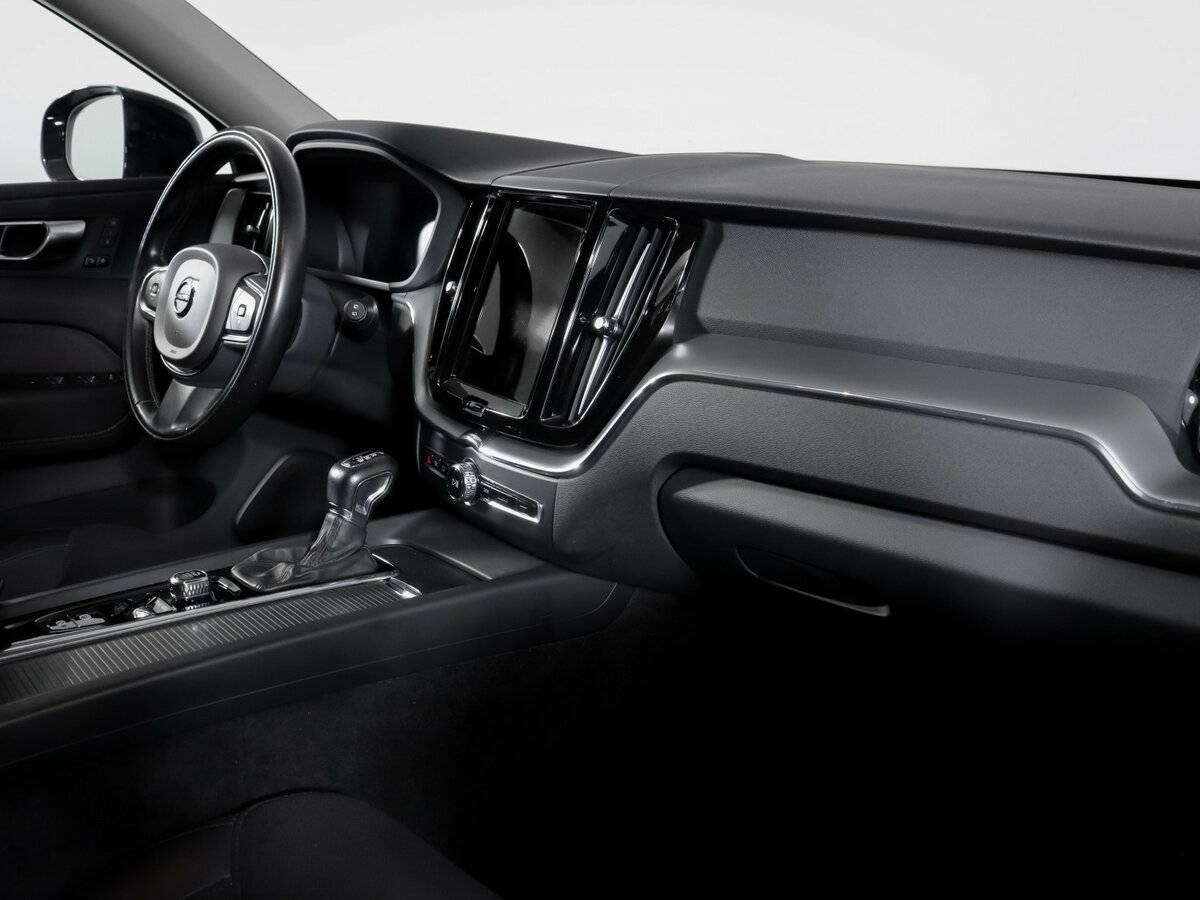 Volvo XC60 II, 2021 Фото №9