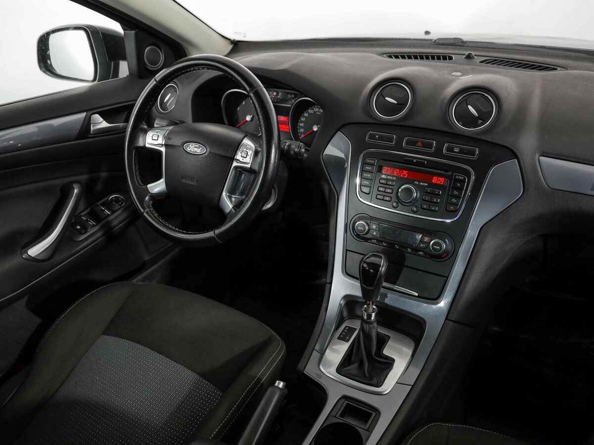 Ford Mondeo IV, 2010 Фото №6