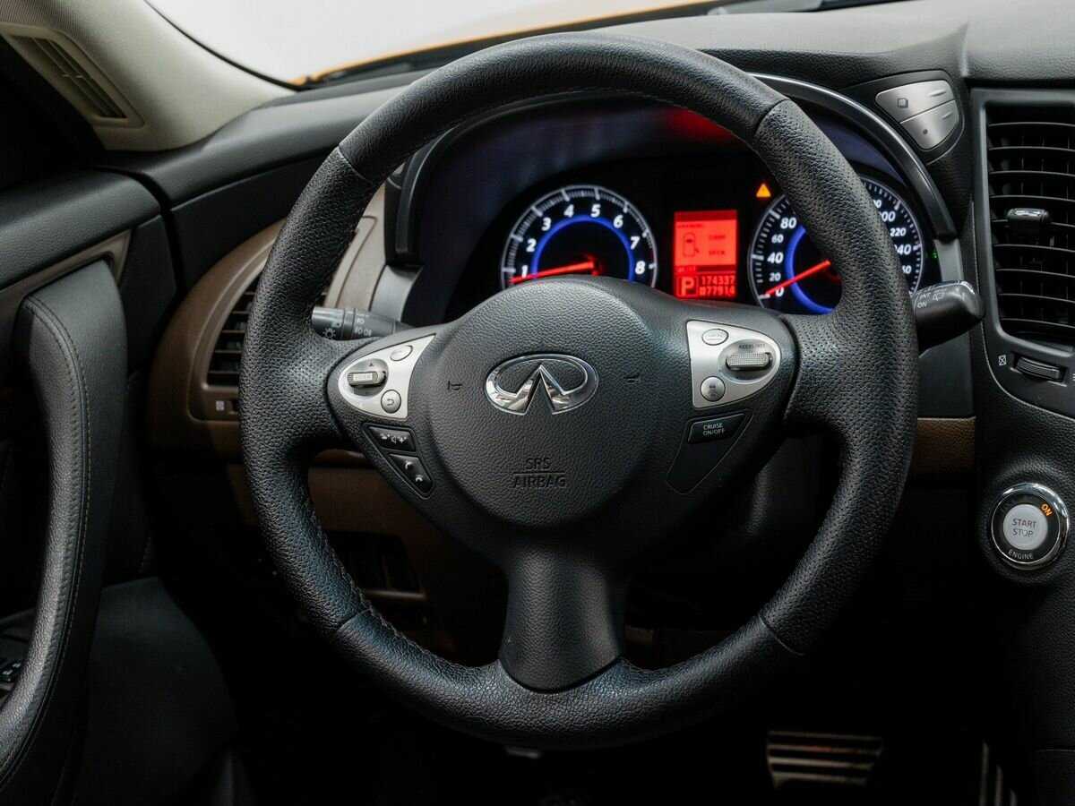 Infiniti FX35, 2009 Фото №11