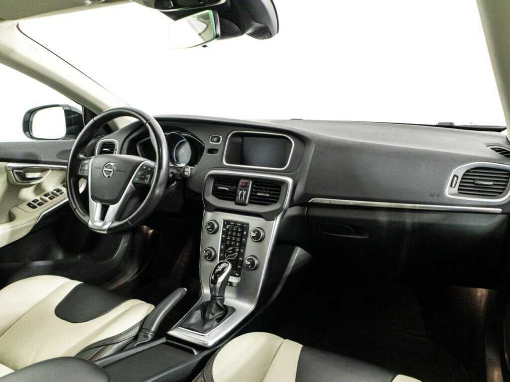 Volvo V40 Cross Country, 2019 Фото №9