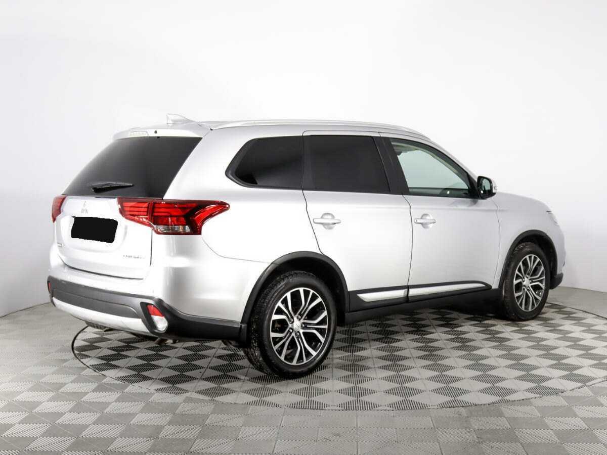 Mitsubishi Outlander, 2017 Фото №8