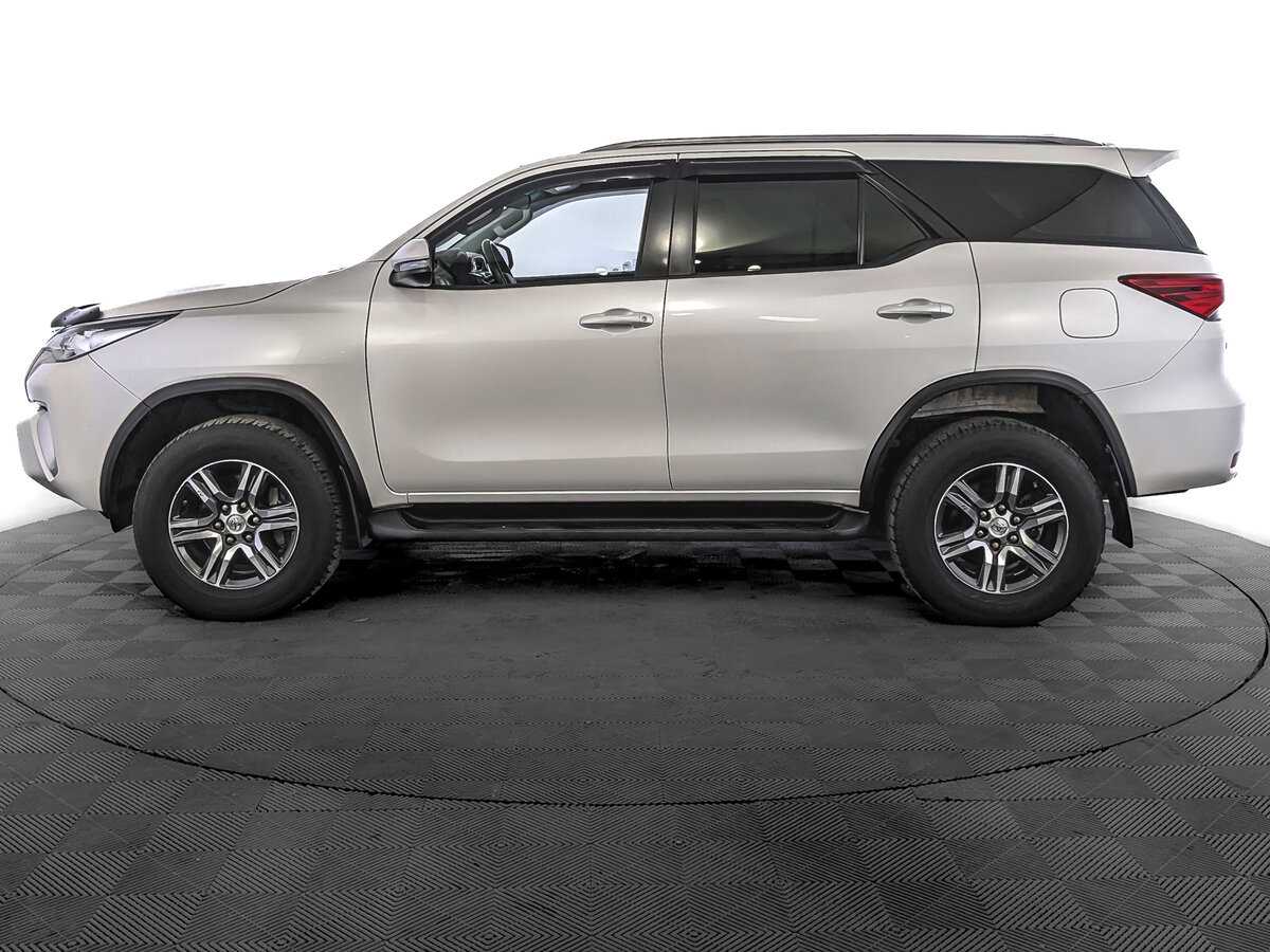 Toyota Fortuner, 2018 Фото №8