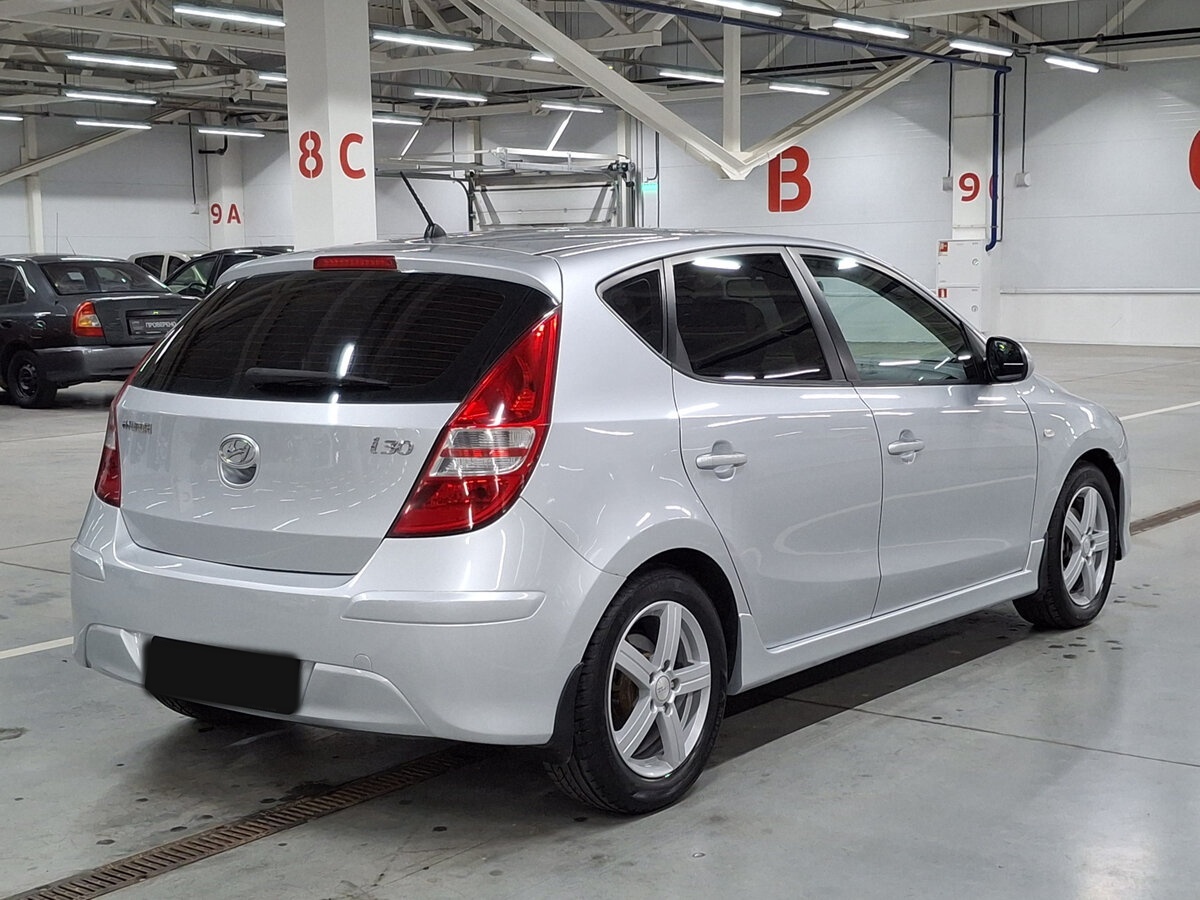 Hyundai i30 I Рестайлинг, 2011 Фото №5