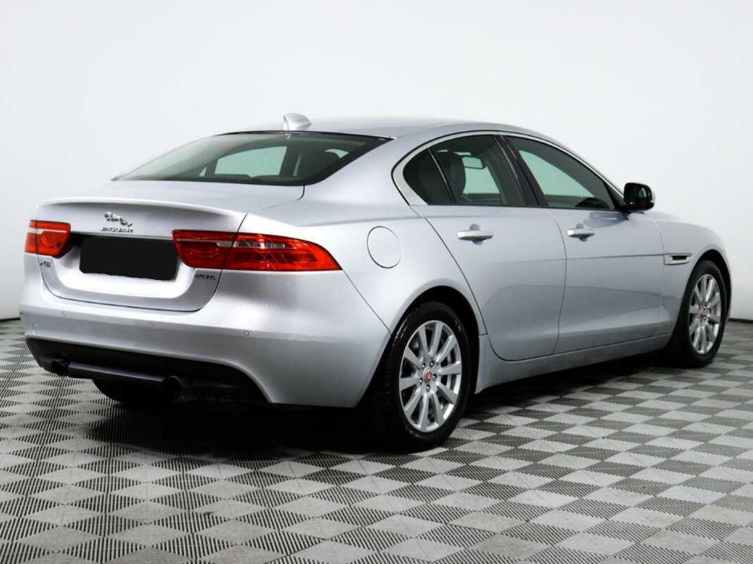 Jaguar XE, 2018 Фото №5