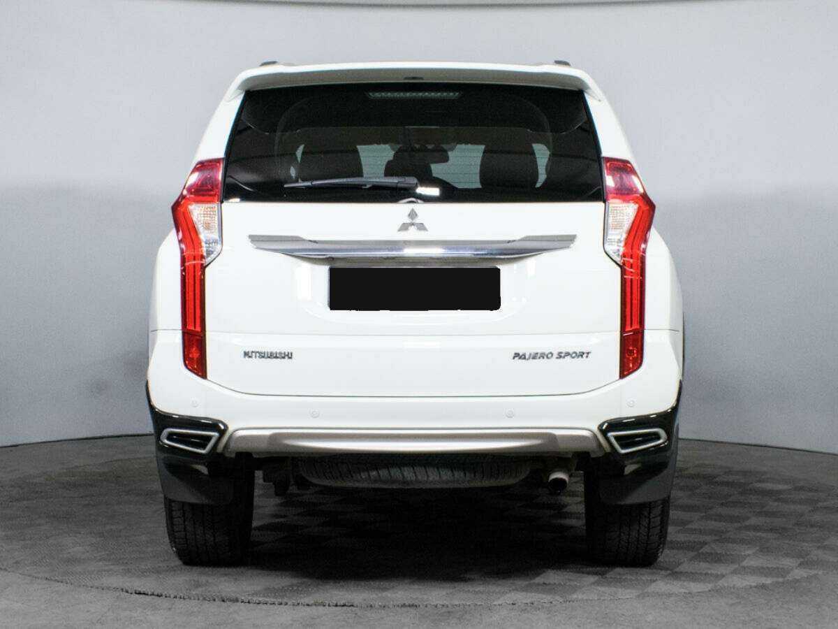 Mitsubishi Pajero Sport, 2018 Фото №5