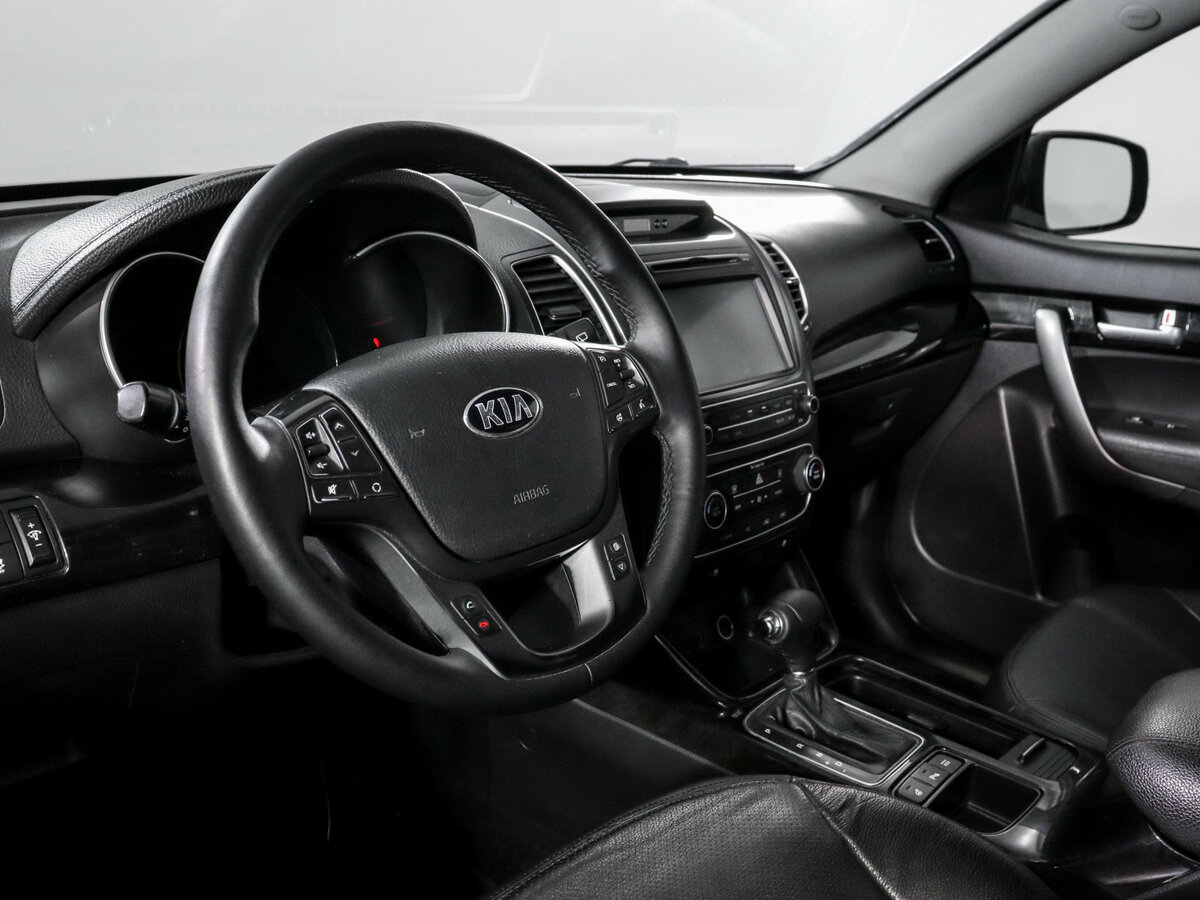 Kia Sorento II Рестайлинг, 2013 Фото №13
