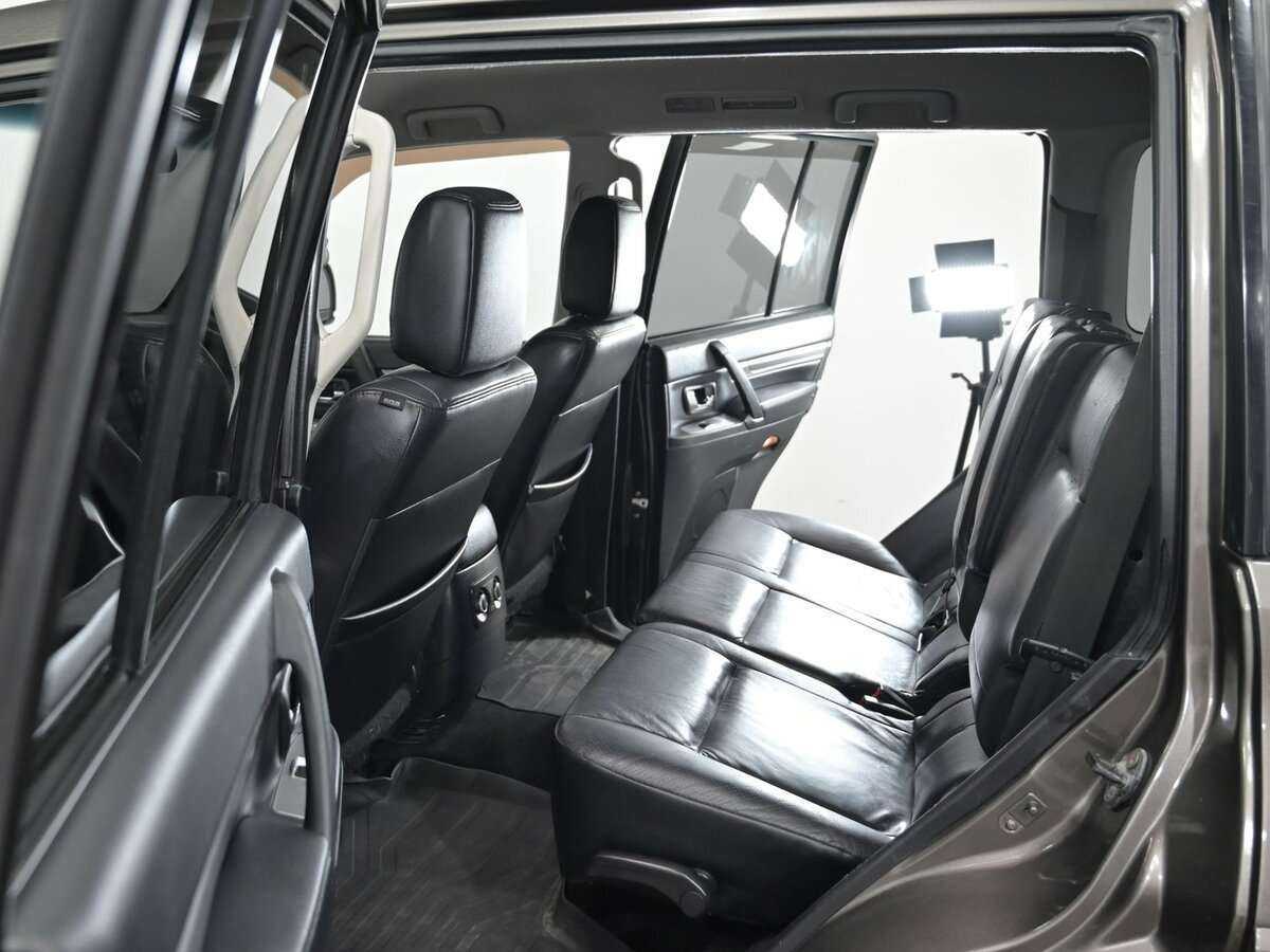 Mitsubishi Pajero, 2010 Фото №6