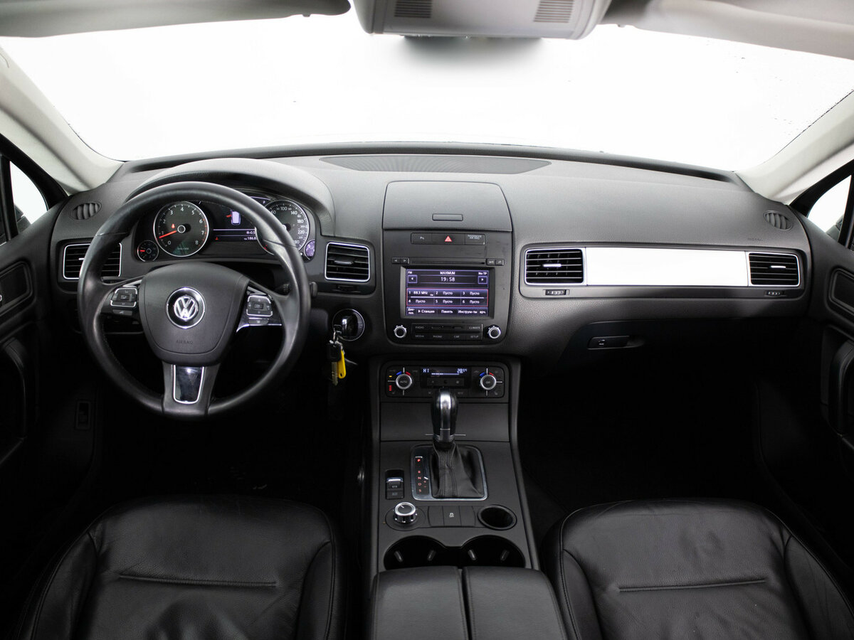 Volkswagen Touareg II, 2011 Фото №7