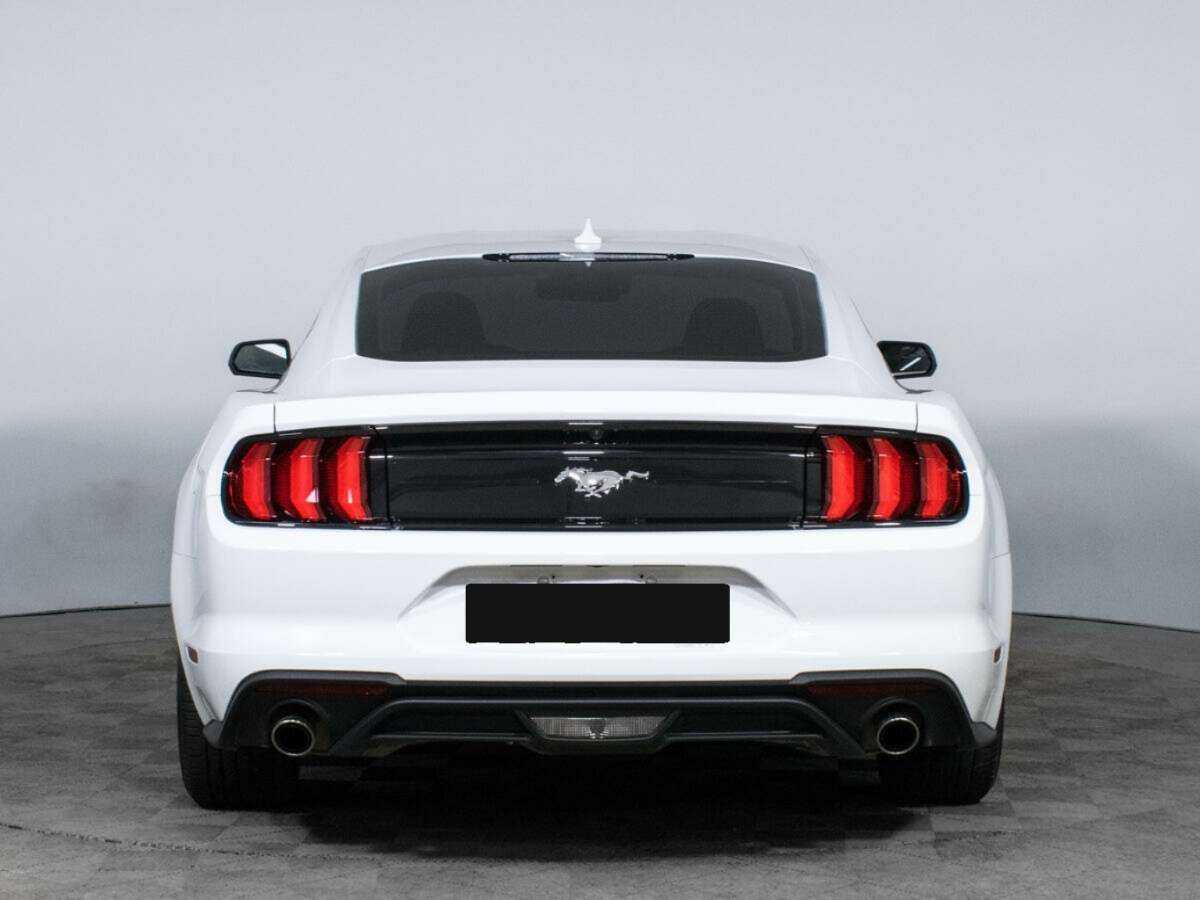 Ford Mustang, 2022 Фото №6