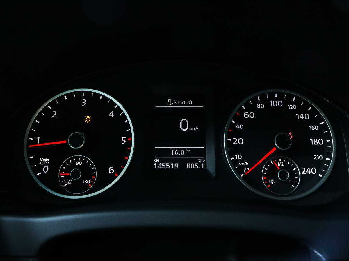 Volkswagen Tiguan, 2010 Фото №10