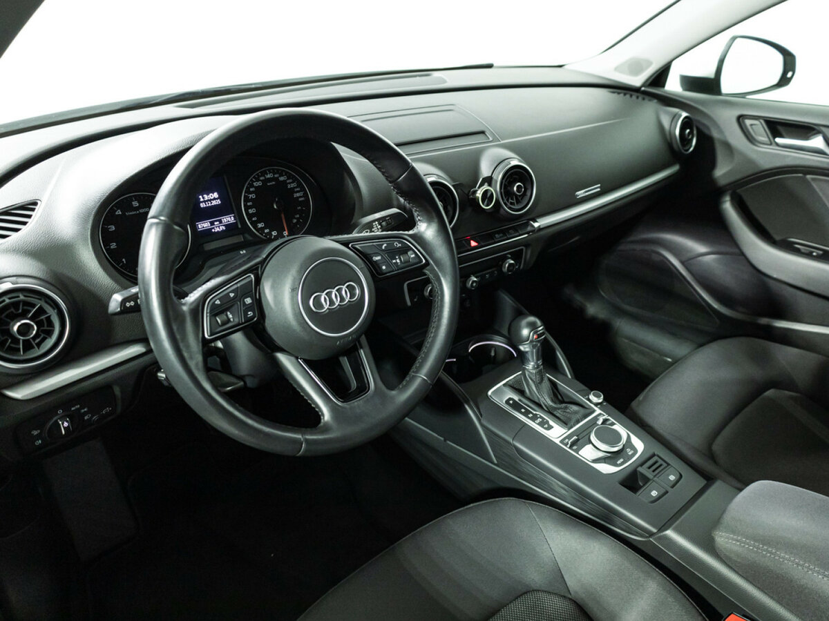Audi A3 III (8V) Рестайлинг, 2018 Фото №11
