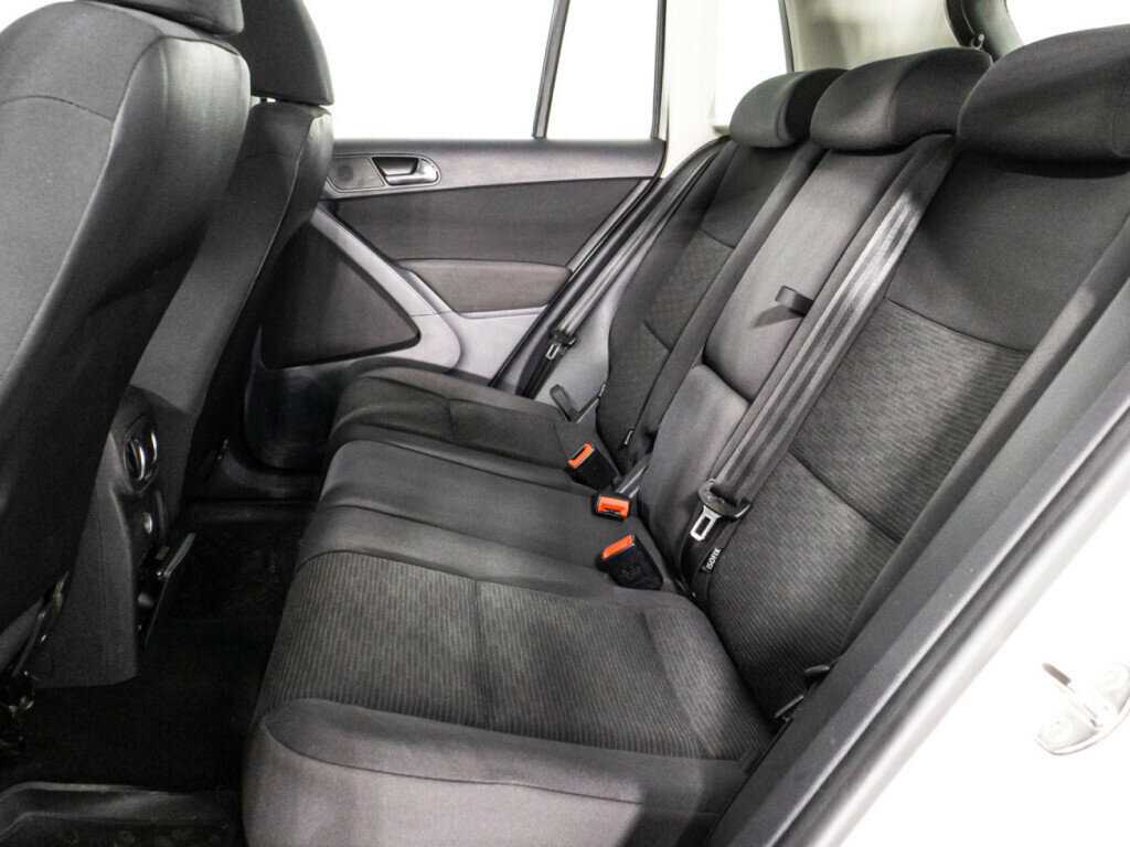 Volkswagen Tiguan, 2011 Фото №10