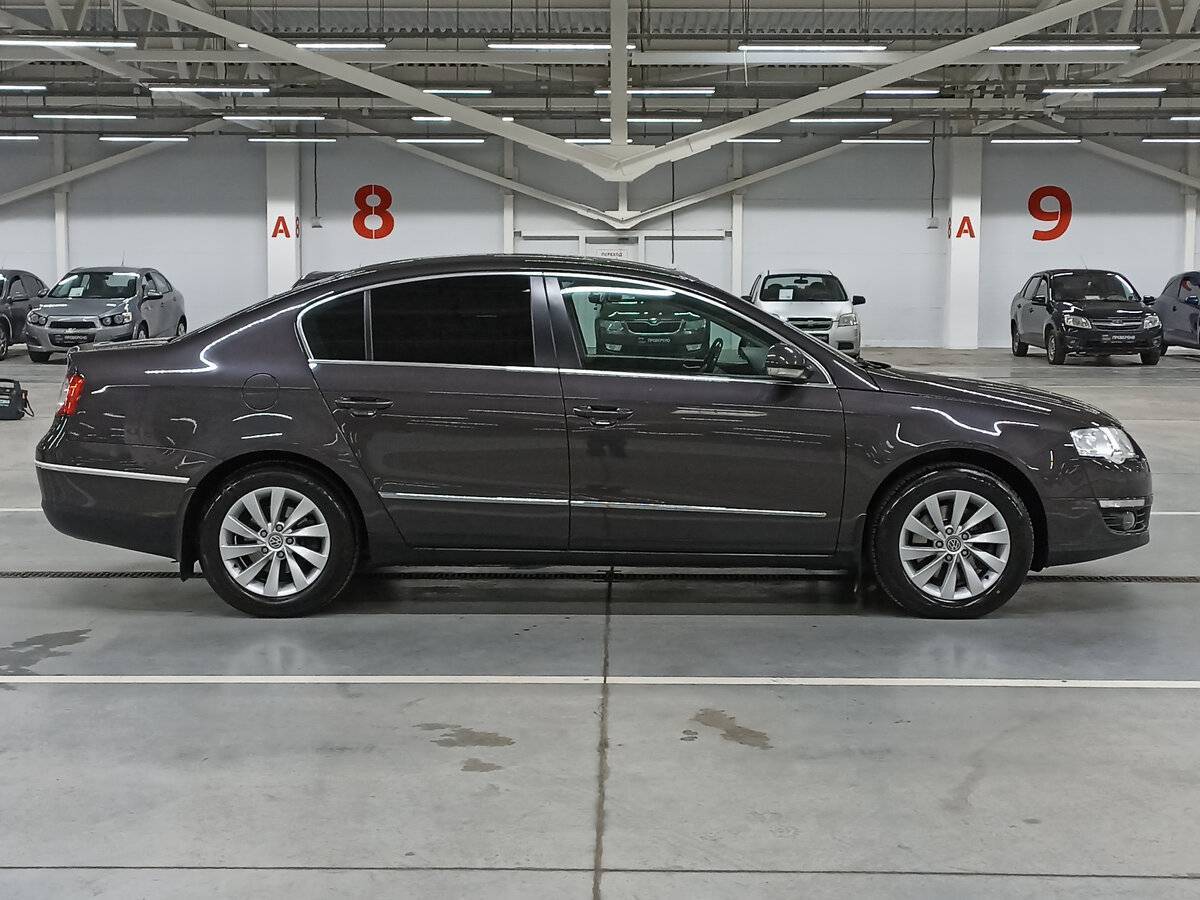 Volkswagen Passat, 2010 Фото №4