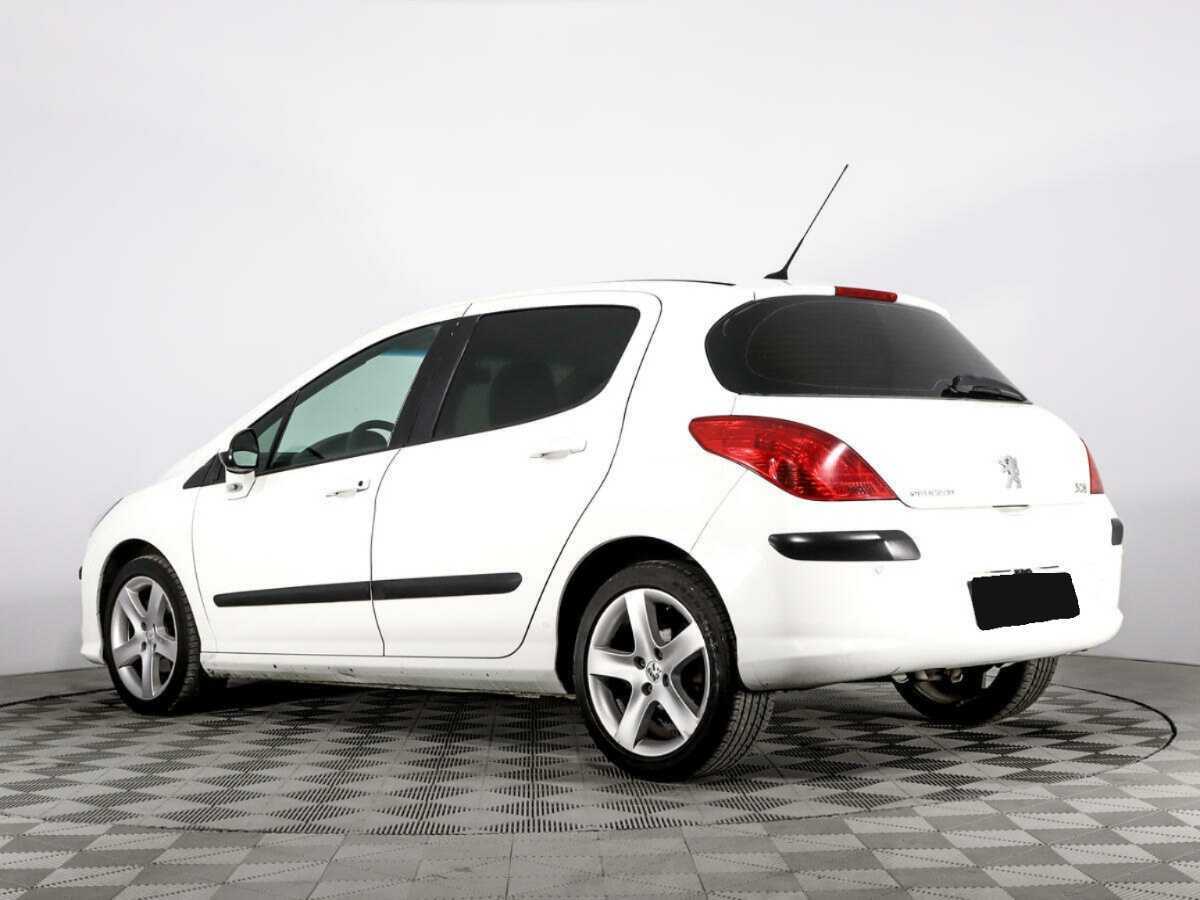 Peugeot 308, 2010 Фото №6