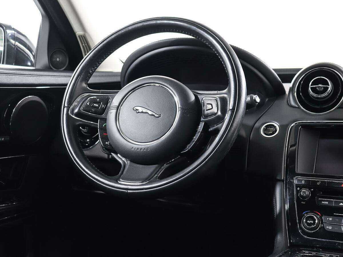 Jaguar XJ, 2013 Фото №14