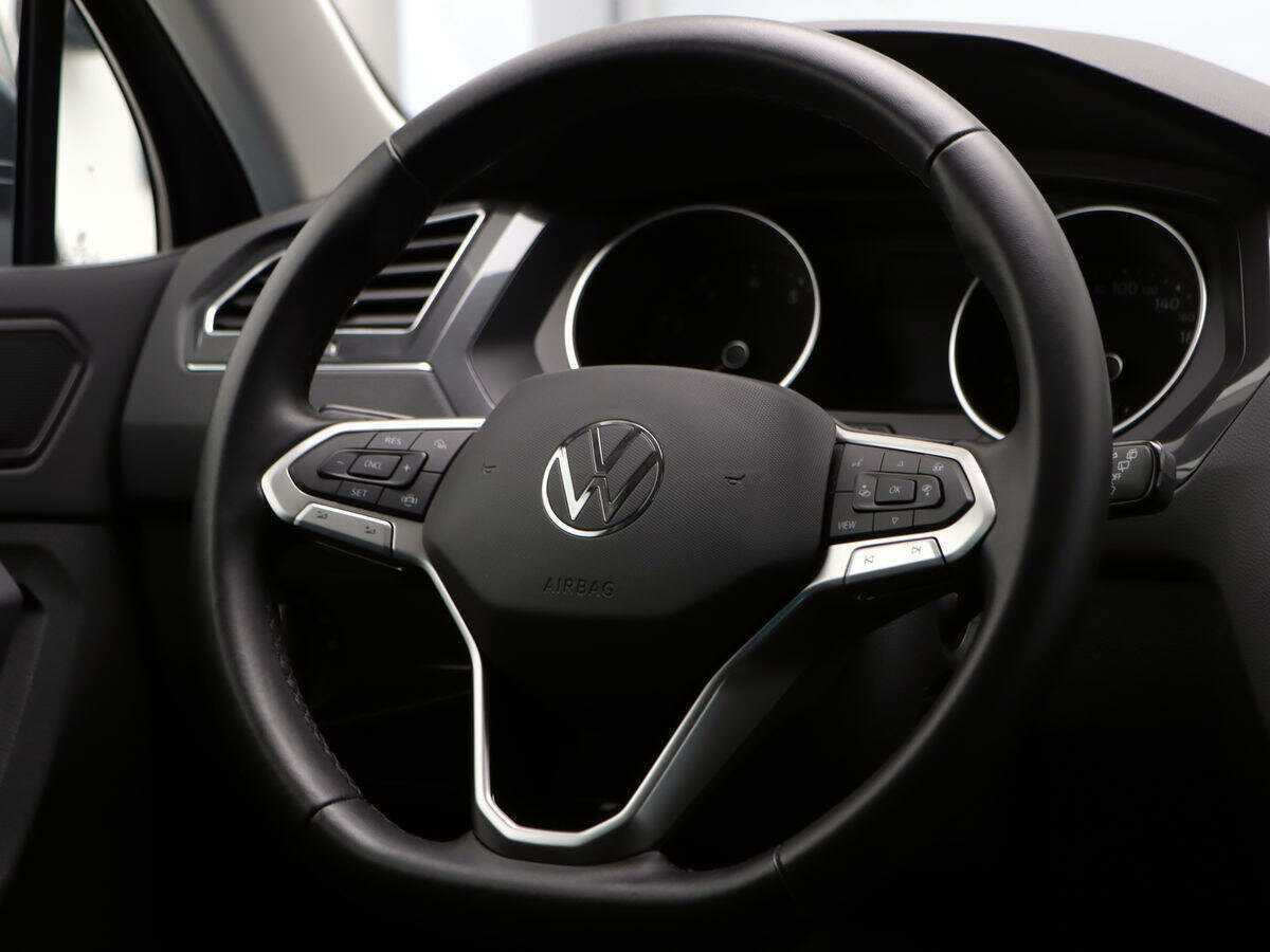 Volkswagen Tiguan, 2022 Фото №12