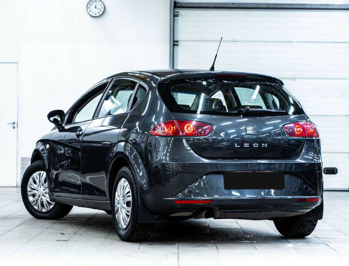 SEAT Leon, 2011 Фото №4