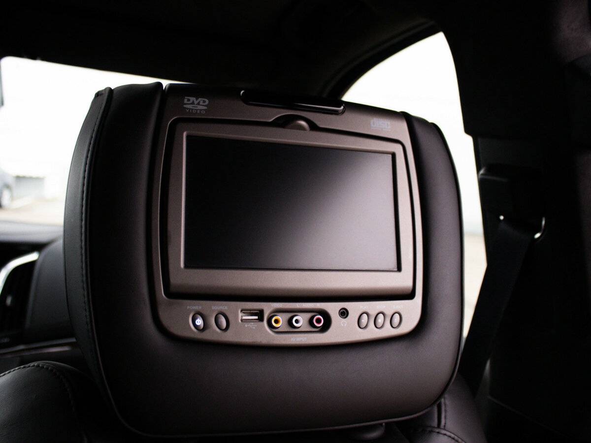 Cadillac Escalade IV, 2016 Фото №17