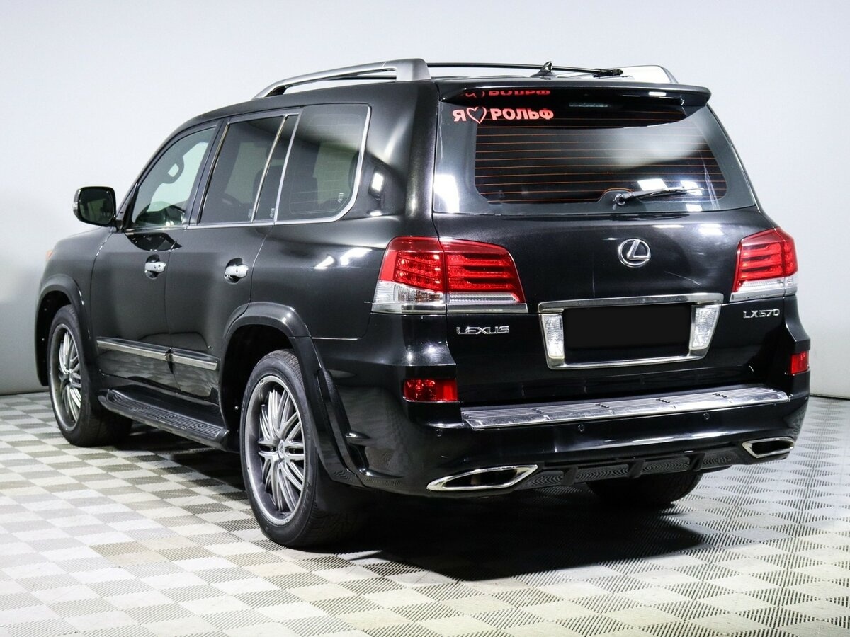 Lexus LX 570 III Рестайлинг, 2015 Фото №7