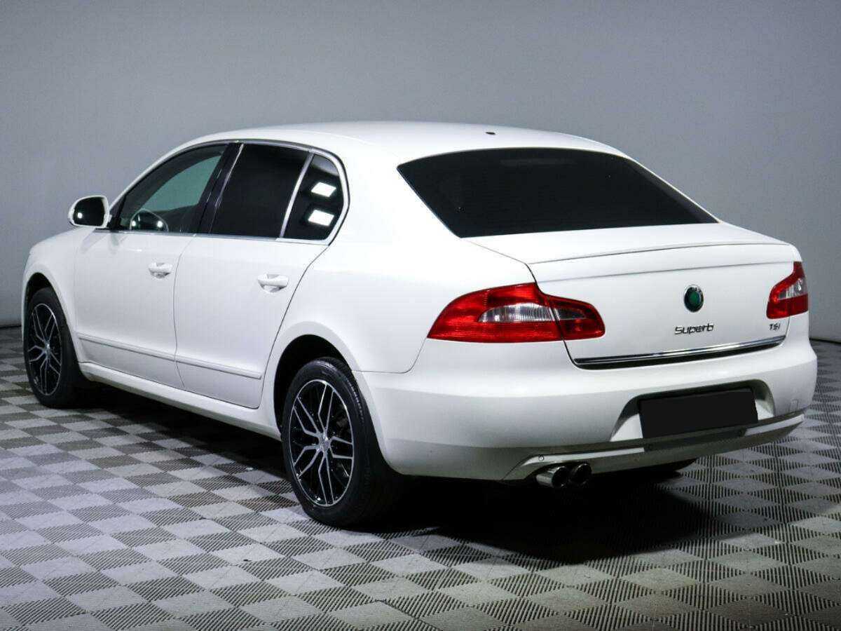 Skoda Superb DSG, 2011 Фото №6