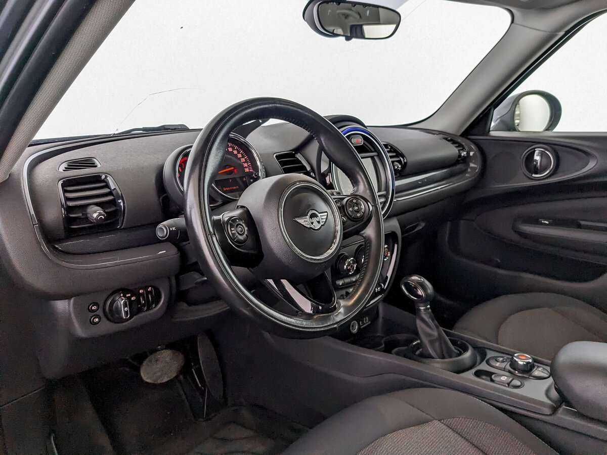 Mini Clubman Cooper, 2017 Фото №14