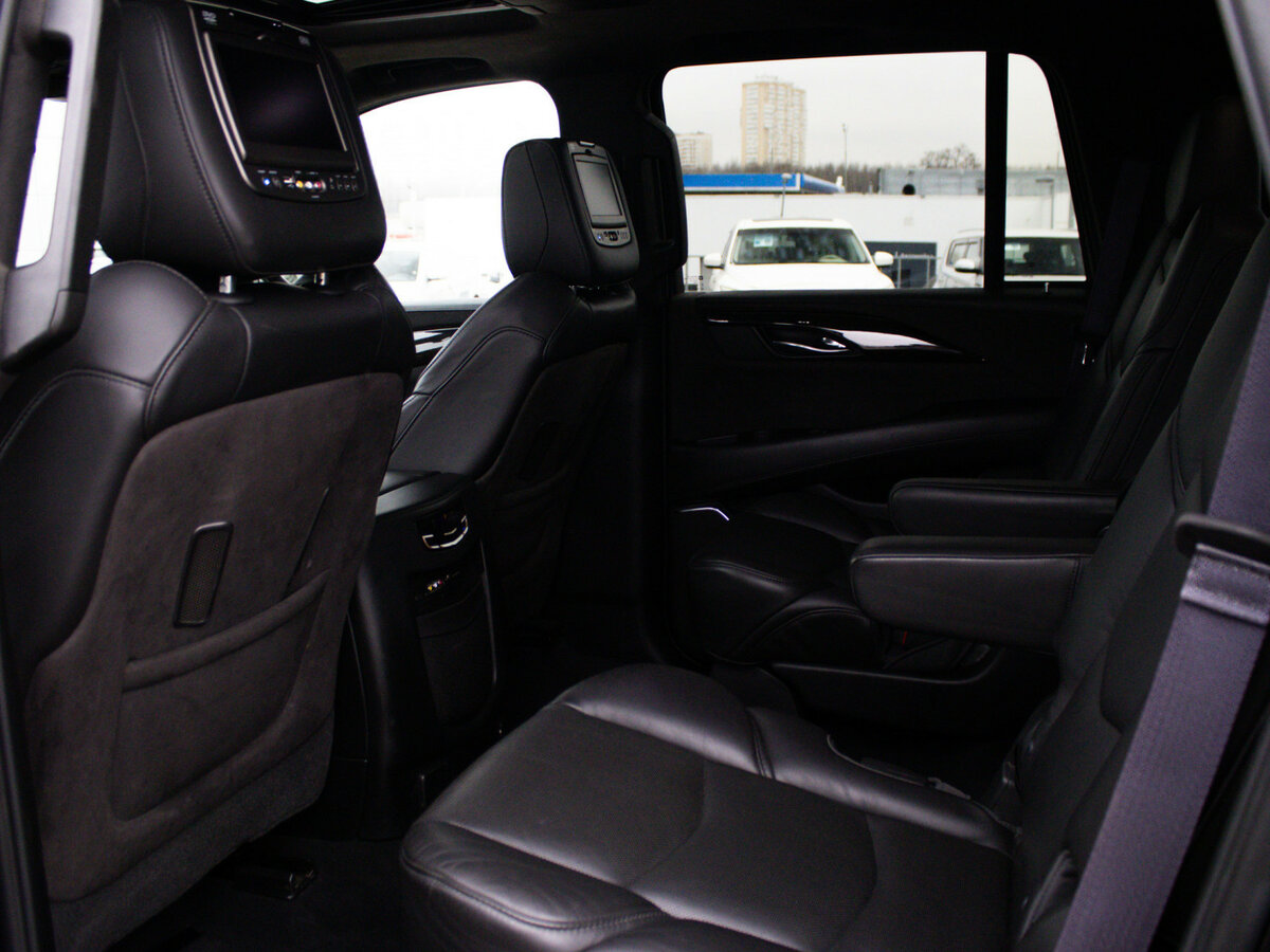 Cadillac Escalade IV, 2016 Фото №13