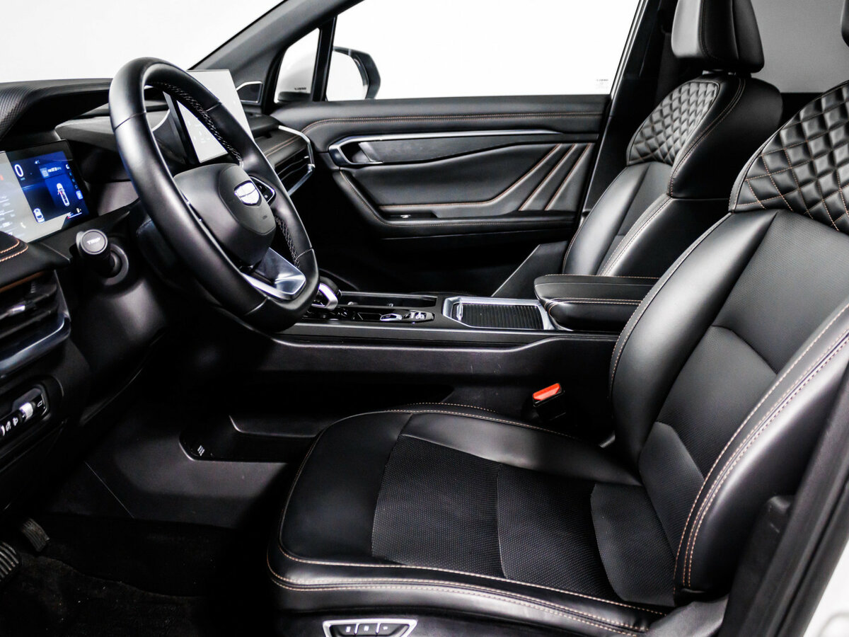Geely Okavango I Рестайлинг, 2024 Фото №17