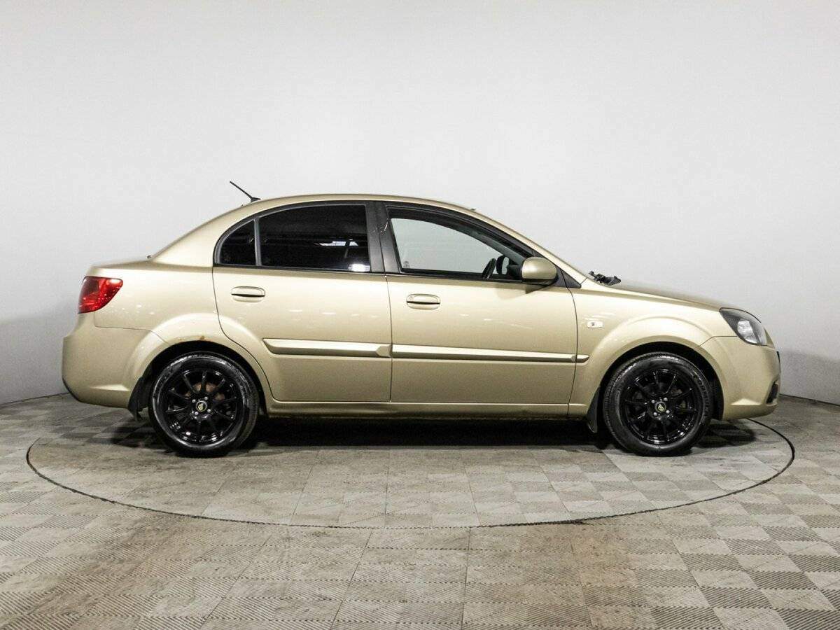 Kia Rio, 2010 Фото №4