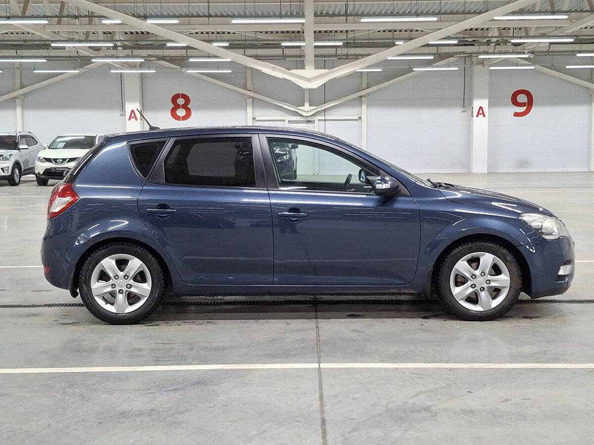 Kia Ceed I Рестайлинг, 2011 Фото №4