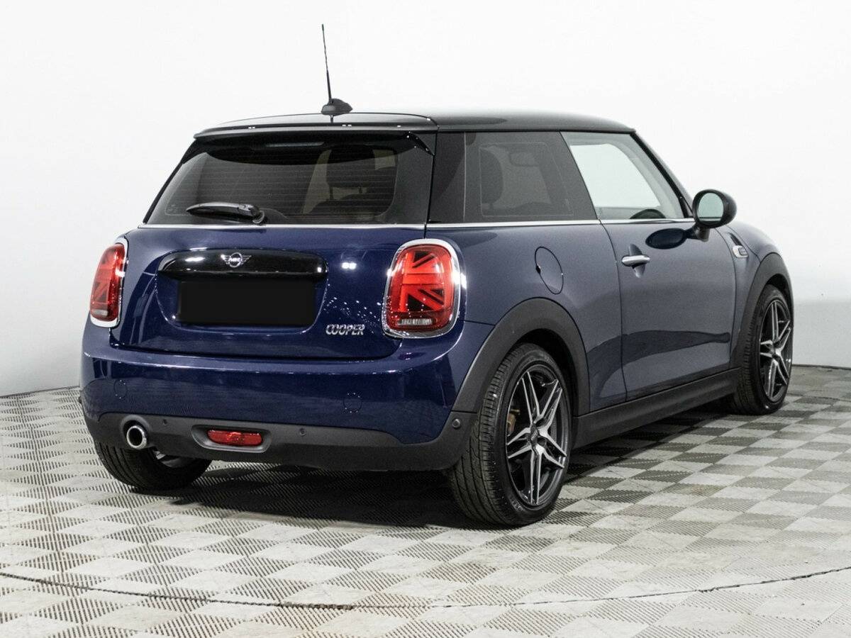 Mini Hatch Cooper III (F55/F56) Рестайлинг, 2018 Фото №5