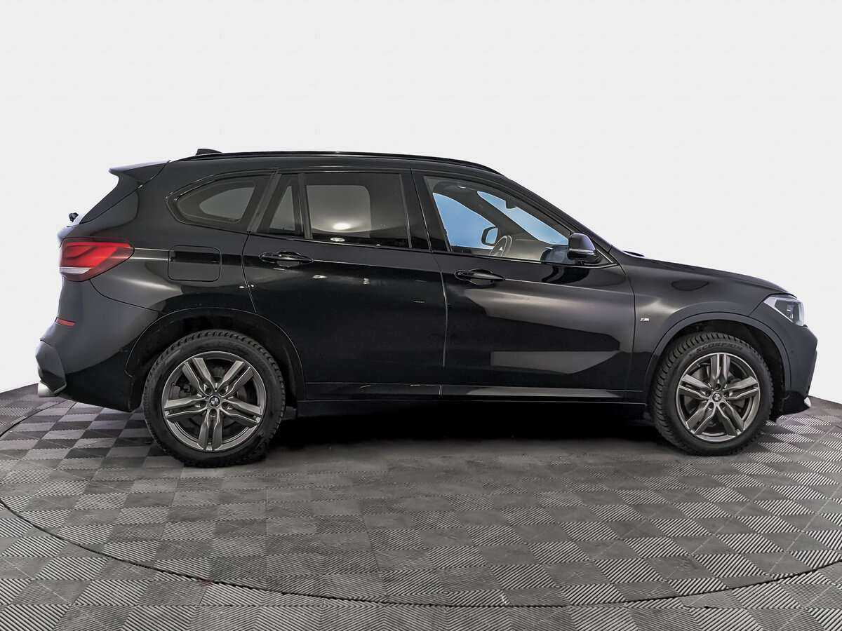 BMW X1 20i xDrive, 2020 Фото №4