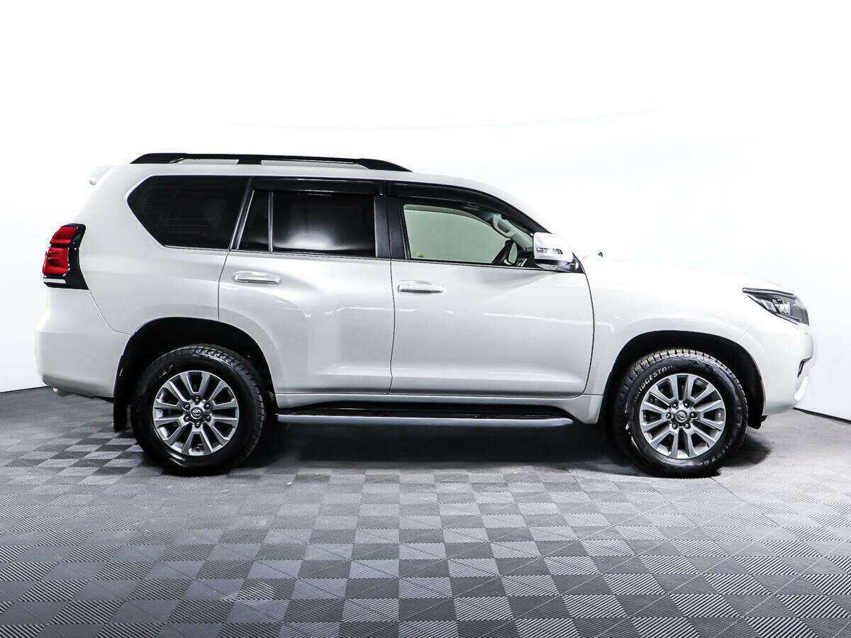 Toyota Land Cruiser Prado, 2017 Фото №4