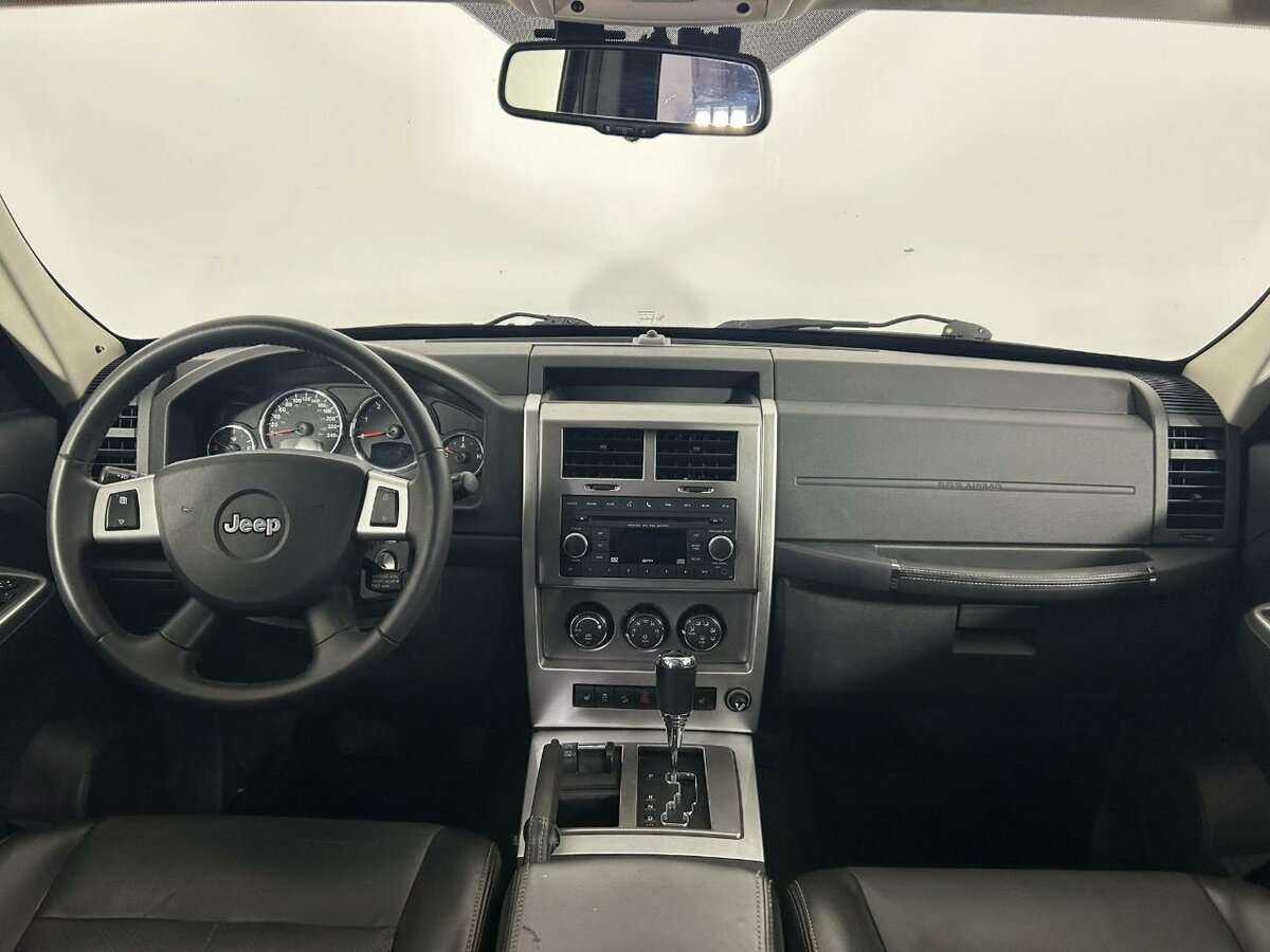 Jeep Cherokee, 2010 Фото №7