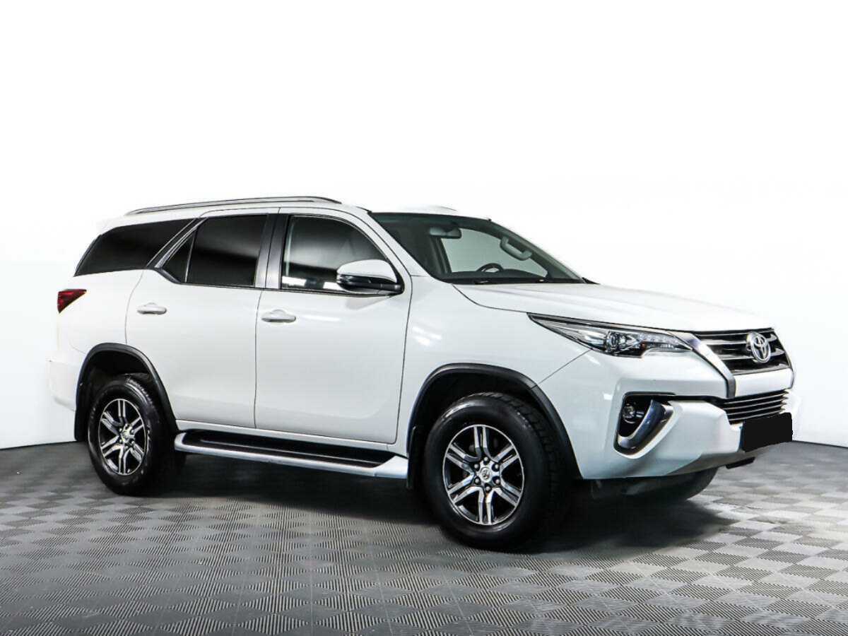 Toyota Fortuner, 2017 Фото №2
