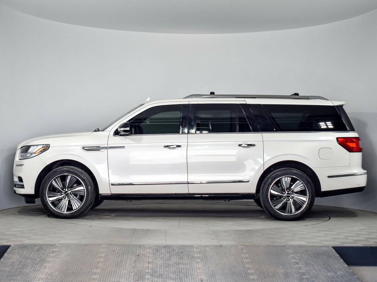 Lincoln Navigator L, 2018 Фото №8