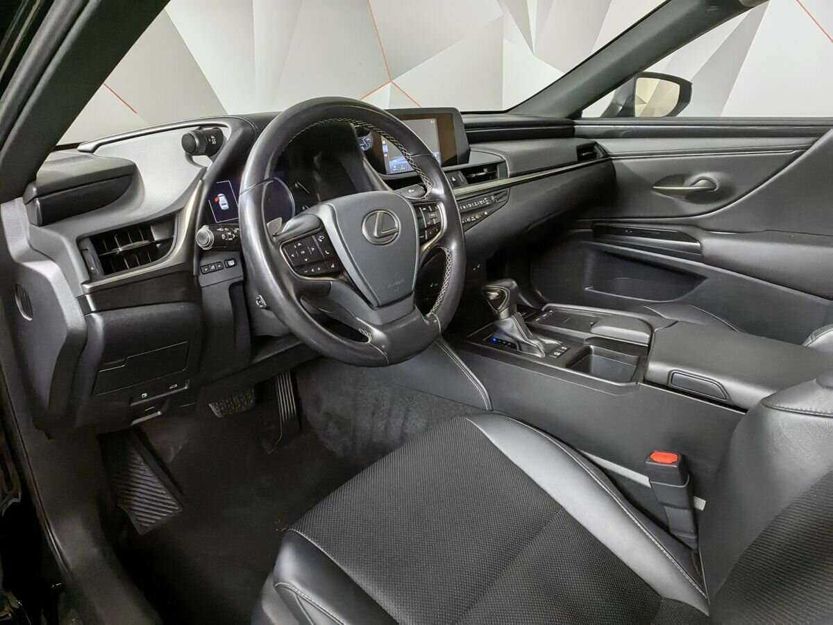 Lexus ES 200, 2019 Фото №14