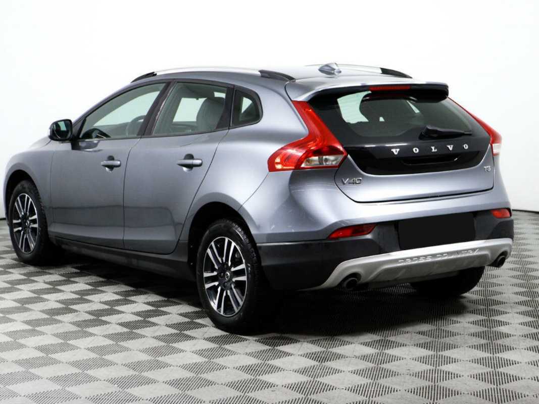 Volvo V40 Cross Country, 2017 Фото №7