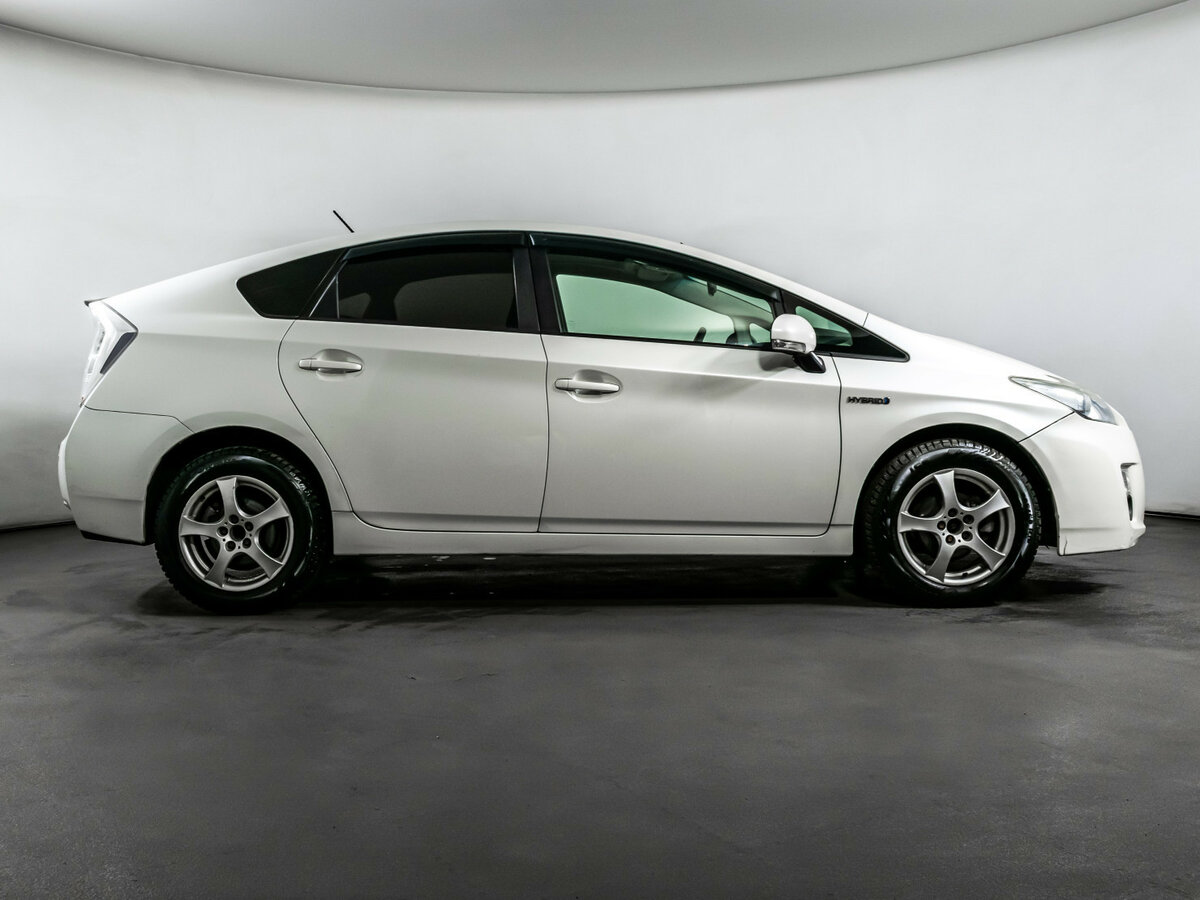 Toyota Prius III (XW30), 2009 Фото №4