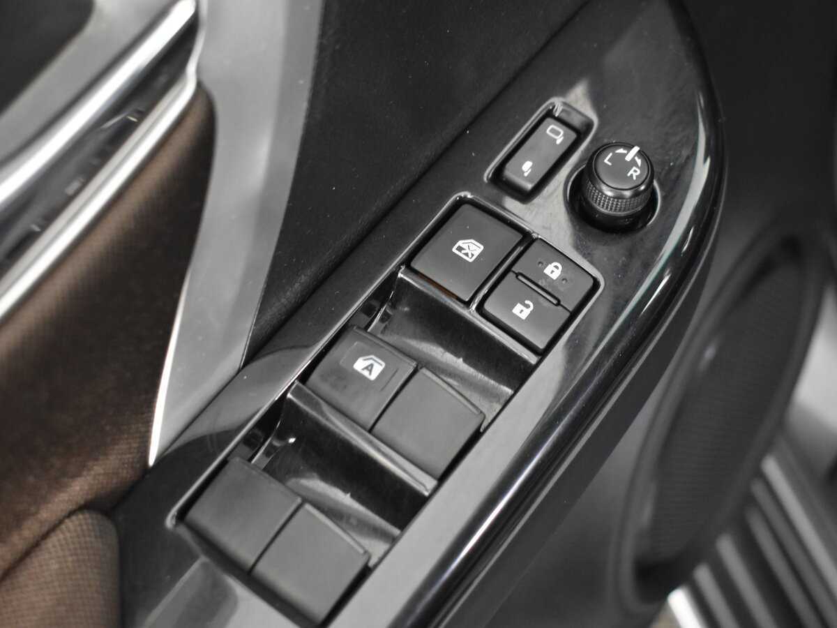 Toyota Fortuner, 2020 Фото №8