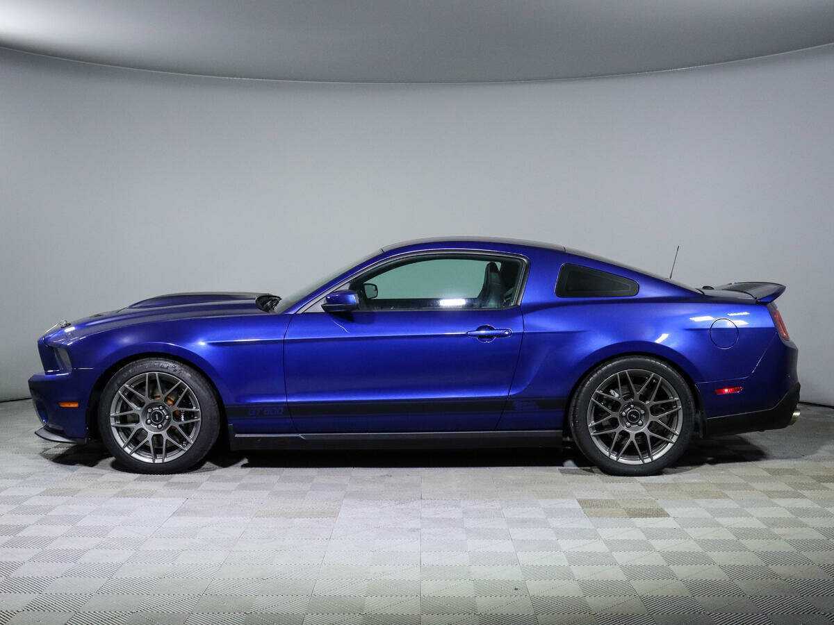 Ford Mustang Shelby GT500, 2011 Фото №7