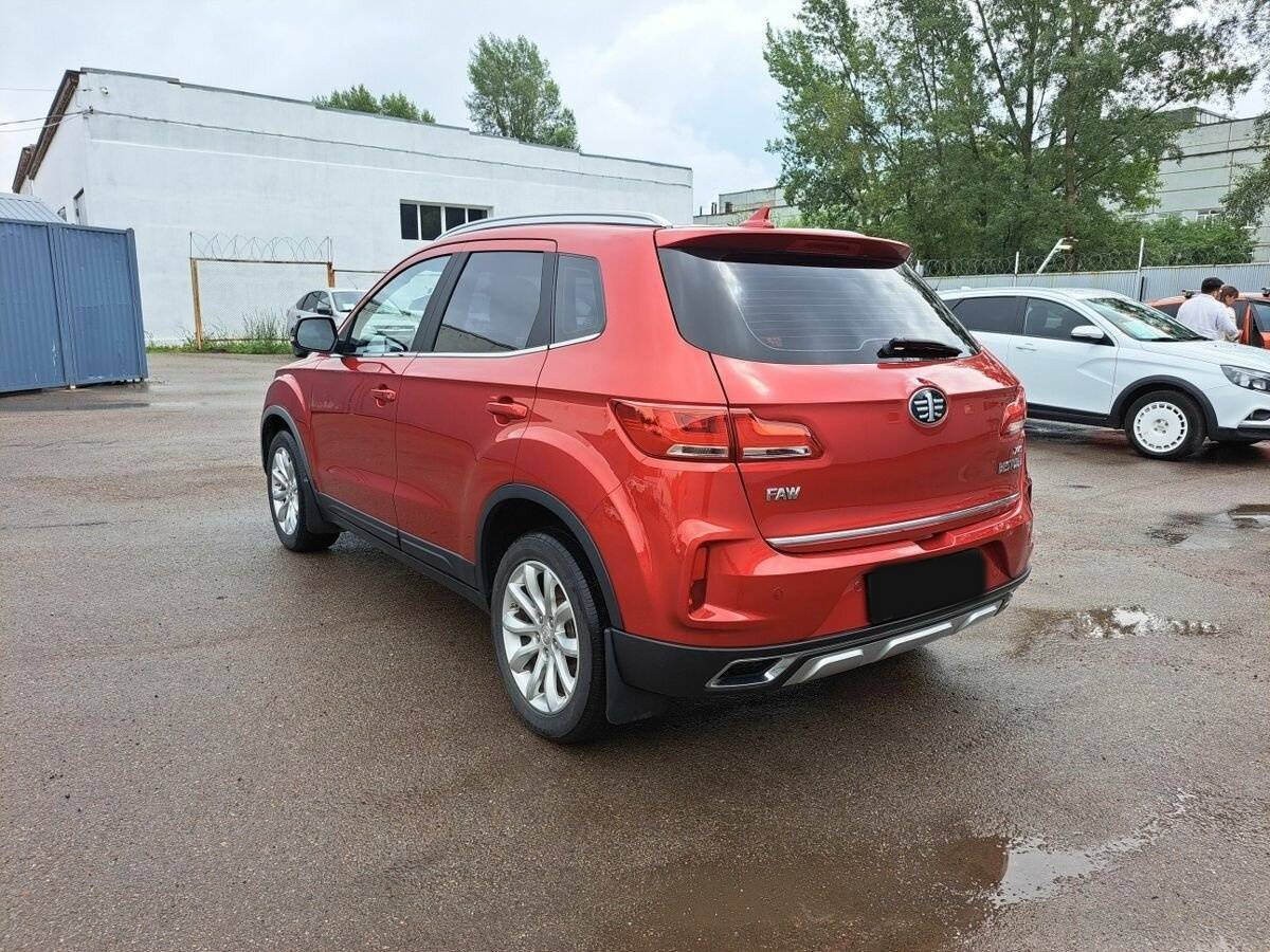 FAW Besturn X40, 2021 Фото №7