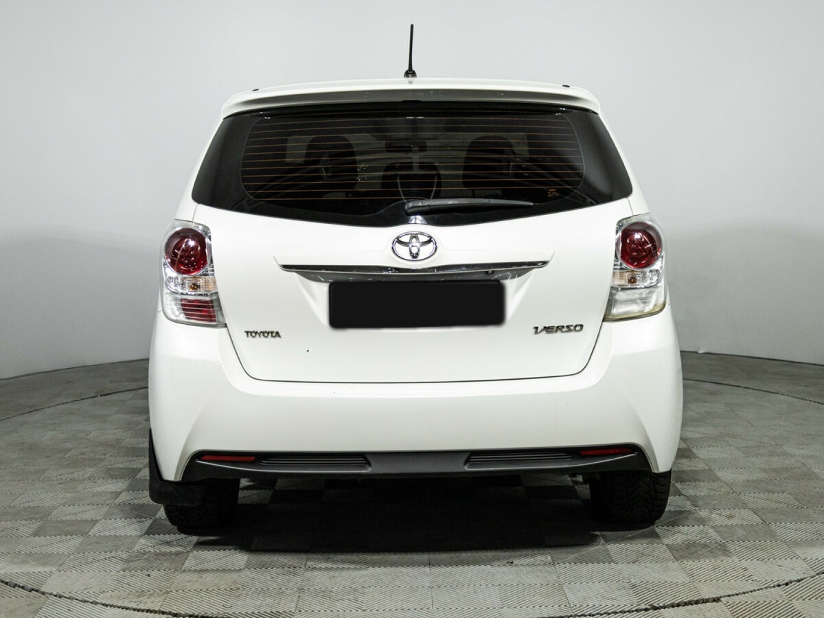 Toyota Verso I Рестайлинг, 2013 Фото №6