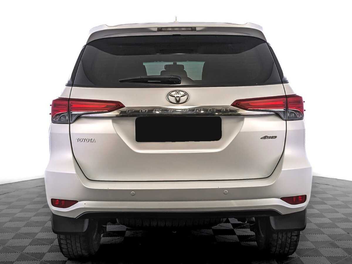 Toyota Fortuner, 2018 Фото №6