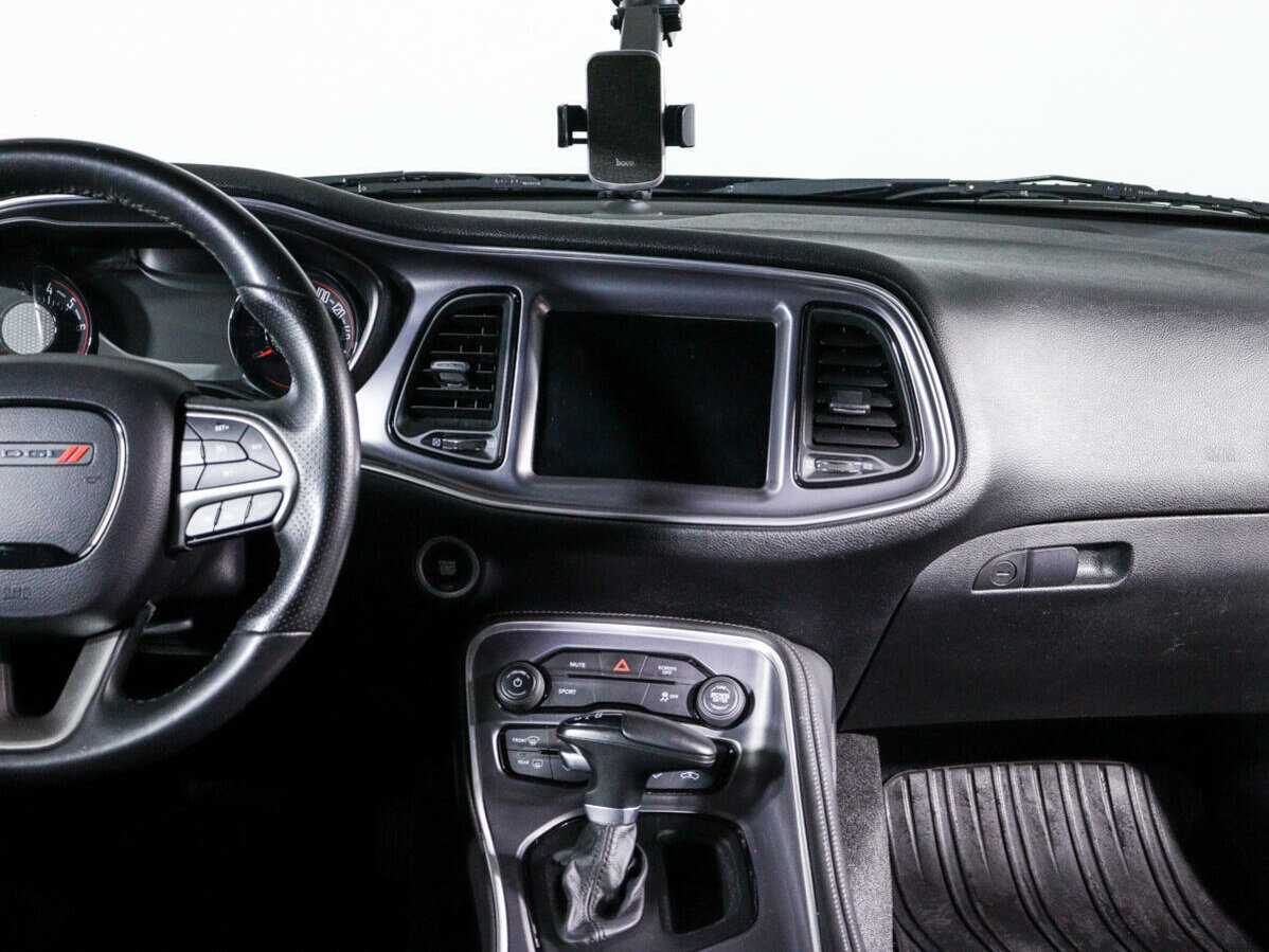 Dodge Challenger, 2018 Фото №13