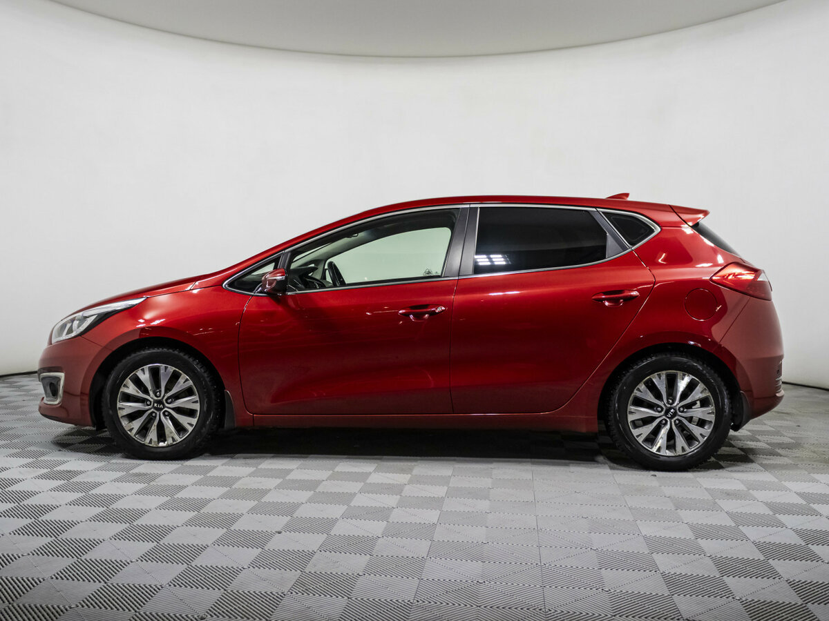 Kia Ceed II Рестайлинг, 2017 Фото №8